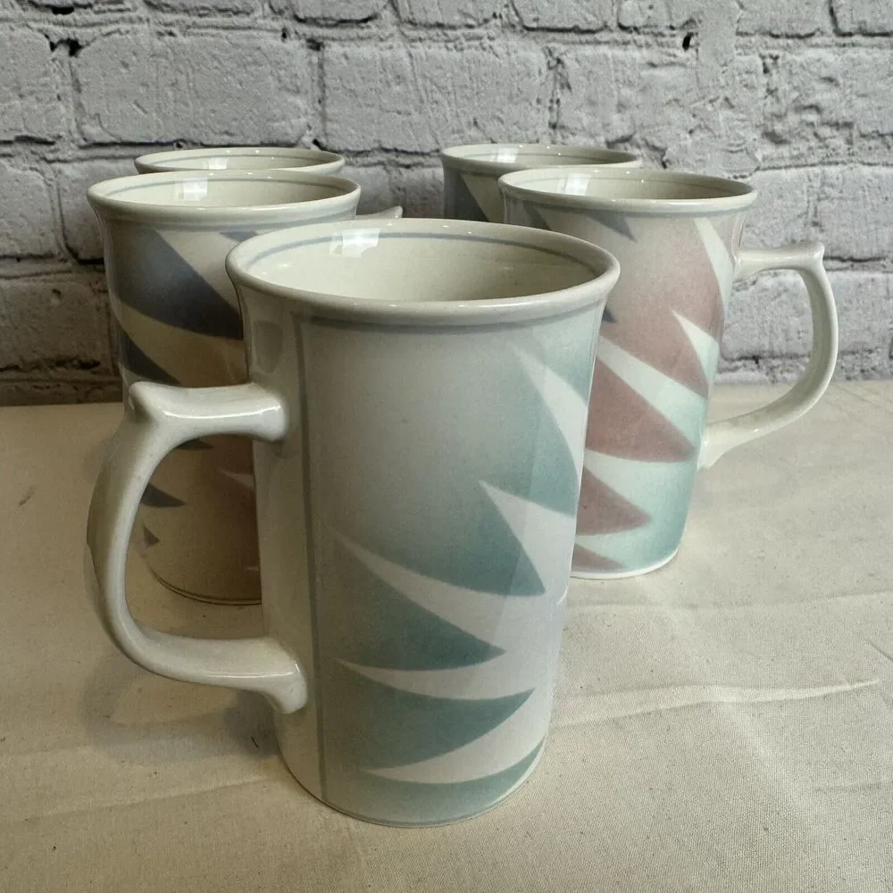 Mikasa Intaglio Fantazz Cups‎ Set of 5 CAC64 Cappuccino Mug John Bergen